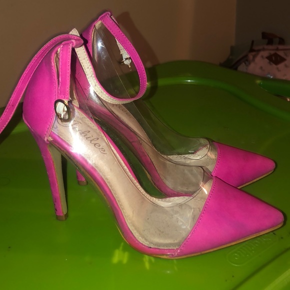 Heels - Picture 2 of 2
